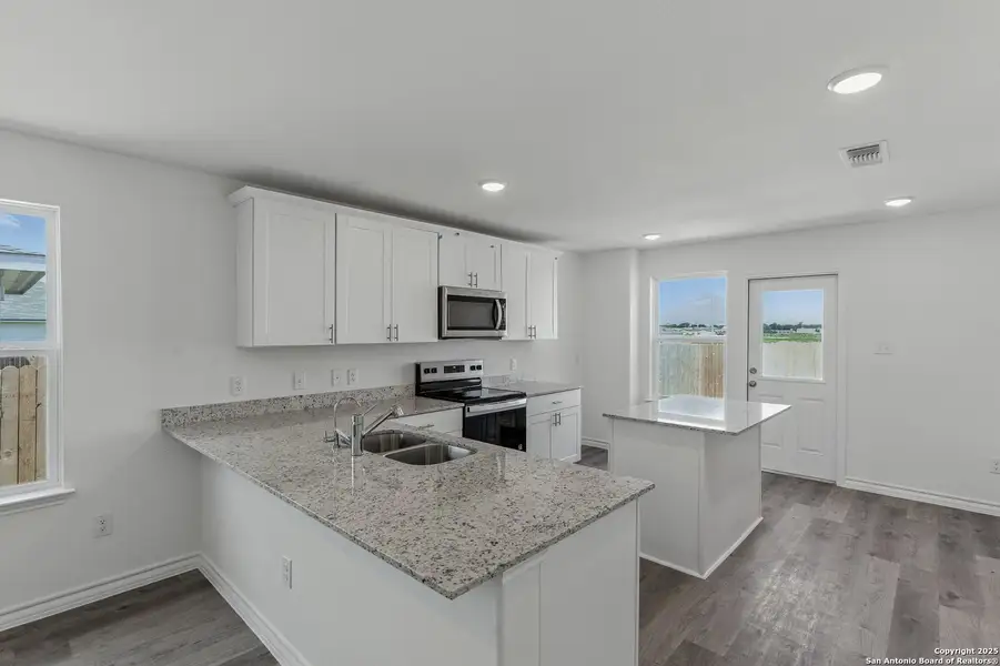 Furnished interior view inside a new home in The Overlook at Creekside, New Braunfels (Image 4). Furnished interior view inside a new home in The Overlook at Creekside, New Braunfels (Image 4).
