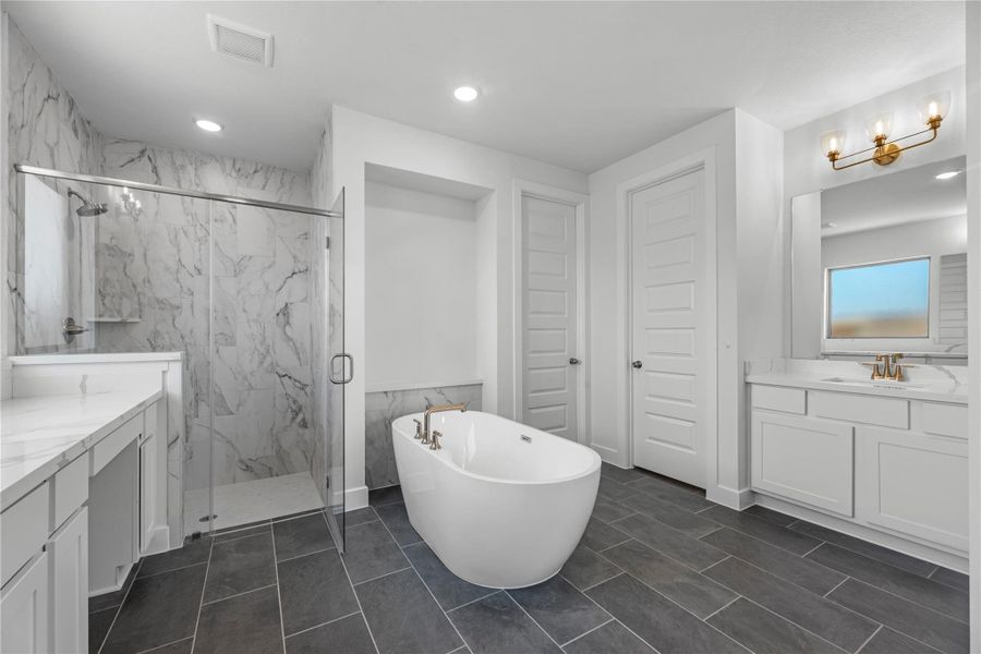 Furnished interior view inside a new home in Lago Mar, Texas City (Image 8).