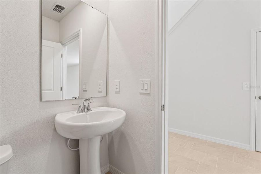 Furnished interior view inside a new home in Hamilton Bluff - Classic Series, Lake Hamilton (Image 14). Furnished interior view inside a new home in Hamilton Bluff - Classic Series, Lake Hamilton (Image 14).