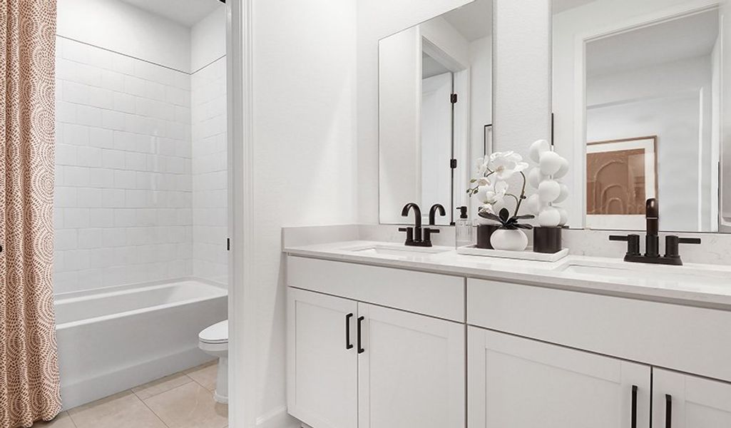 Augusta-172-ThornberryWay Bathroom