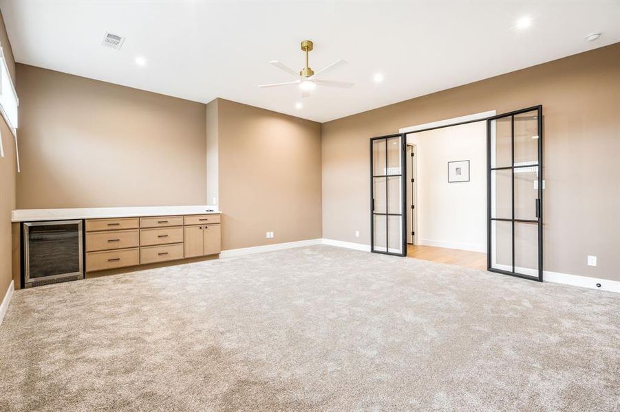 Spacious, unfurnished interior of a new home in , Dallas (Image 20).