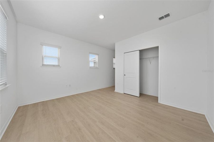 Spacious, unfurnished interior of a new home in Center Lake Ranch Community Group Page, St. Cloud (Image 28). Spacious, unfurnished interior of a new home in Center Lake Ranch Community Group Page, St. Cloud (Image 28).