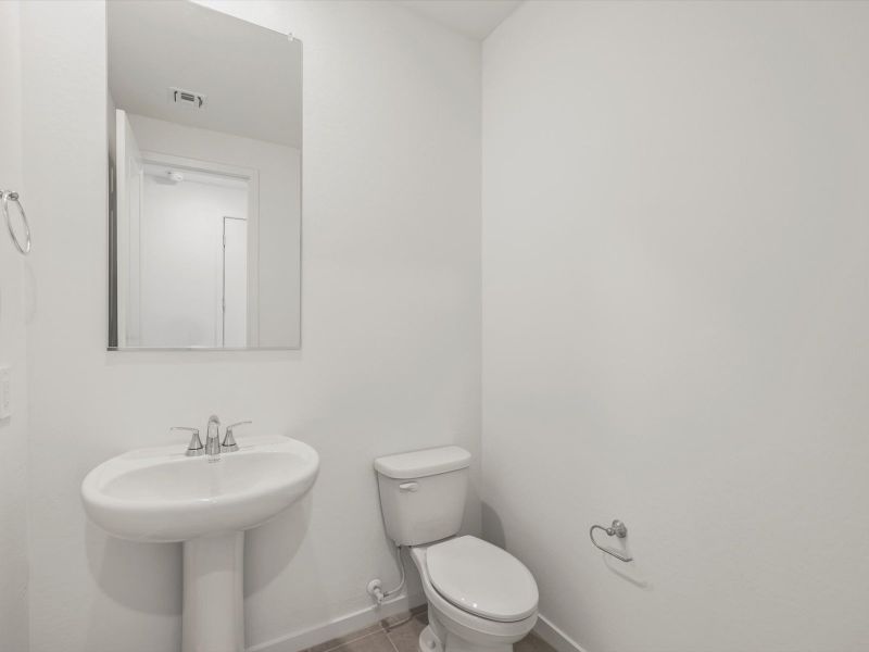 Furnished interior view inside a new home in Meritage Homes by Teravalis - Reserve Series, Buckeye (Image 7).