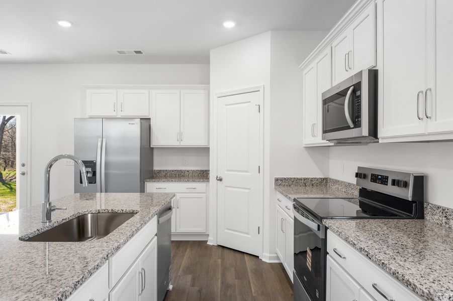 2,226sf New Home in Shelbyville, TN.  - Slide 13