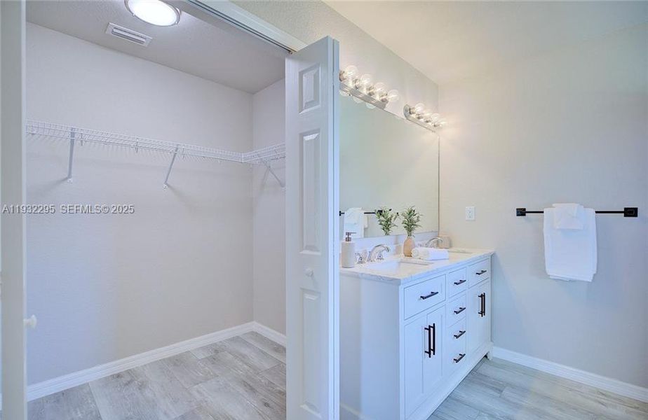 Furnished interior view inside a new home in , Avon Park (Image 8).