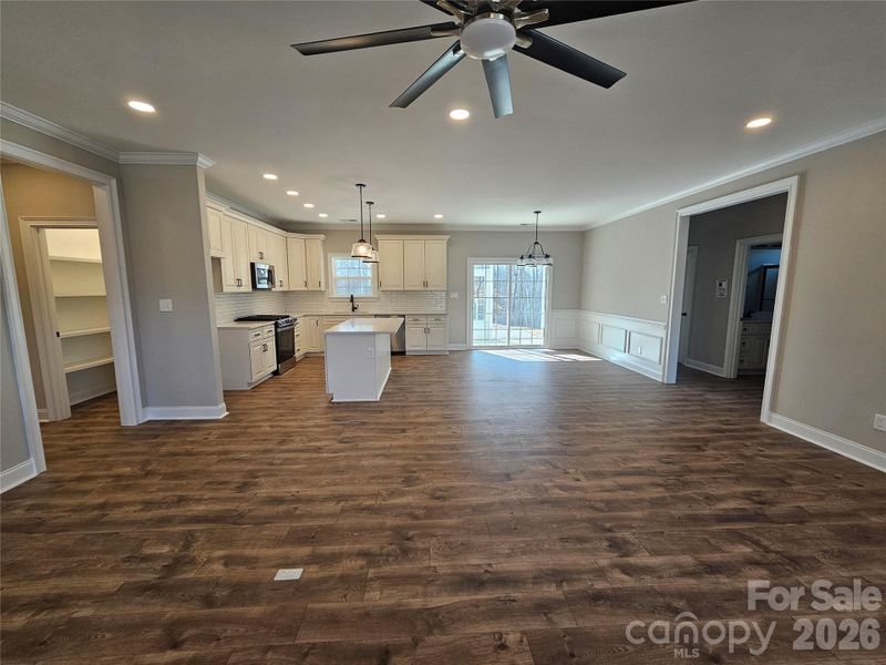 Spacious, unfurnished interior of a new home in , Lancaster (Image 8).