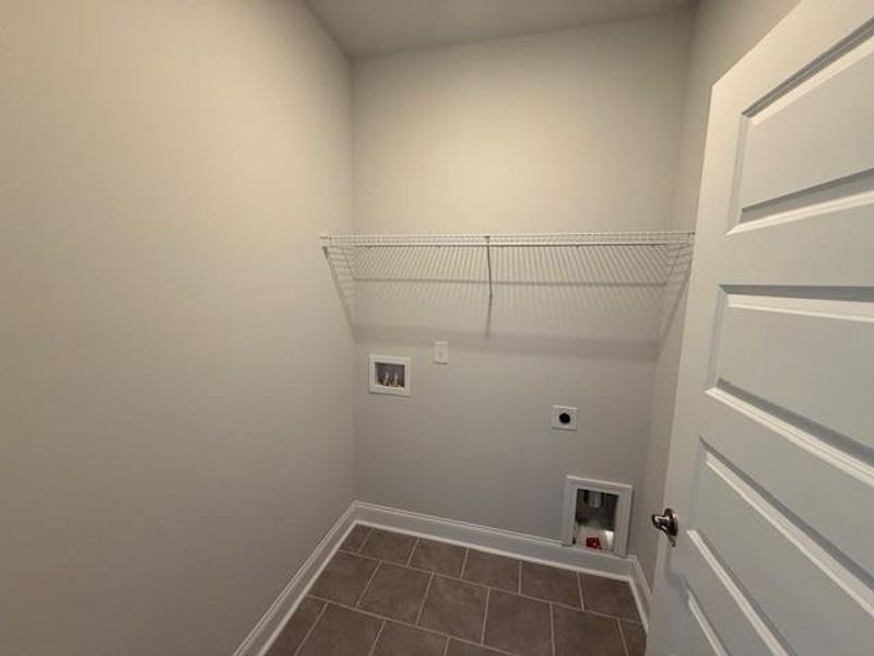 Spacious, unfurnished interior of a new home in Cooper's Walk, Loganville (Image 13). Spacious, unfurnished interior of a new home in Cooper's Walk, Loganville (Image 13).
