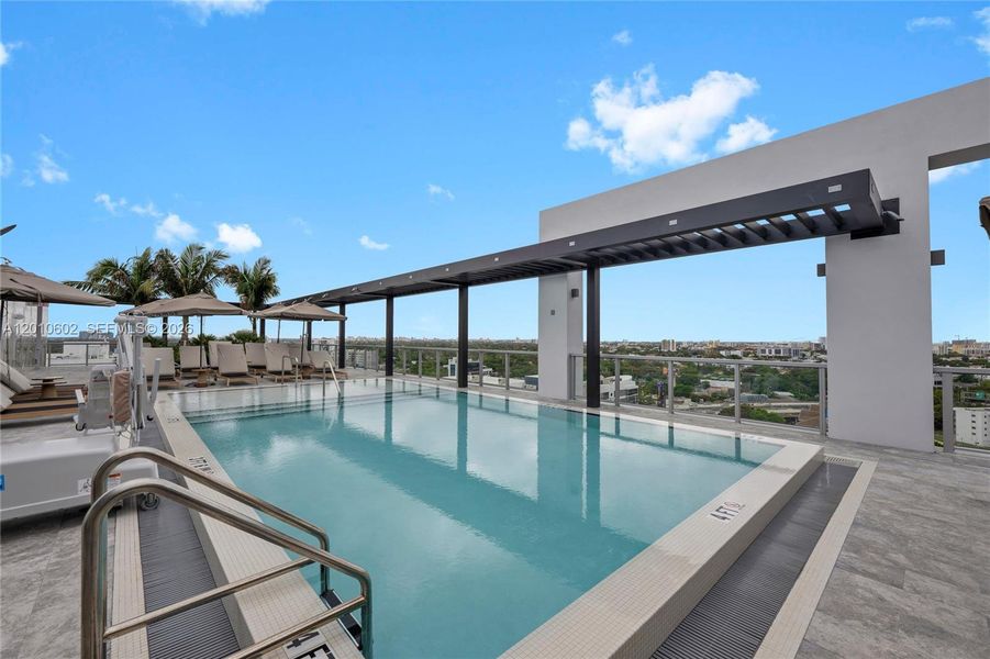 Community amenities in , Miami (Image 25).