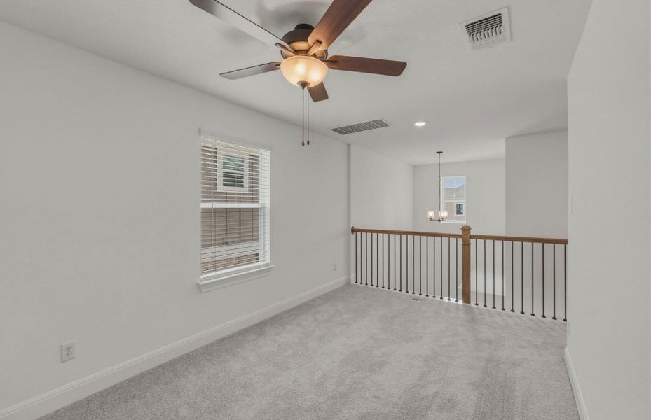Spacious, unfurnished interior of a new home in Horizon Lake, Leander (Image 22).