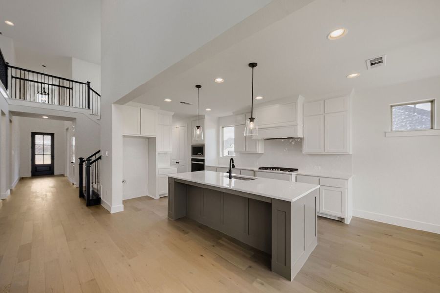 9904 Oak Glade - Kitchen