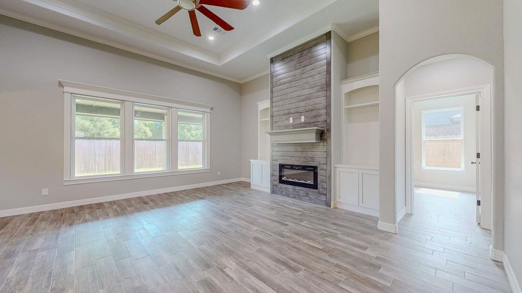 Spacious, unfurnished interior of a new home in , Beaumont (Image 38).