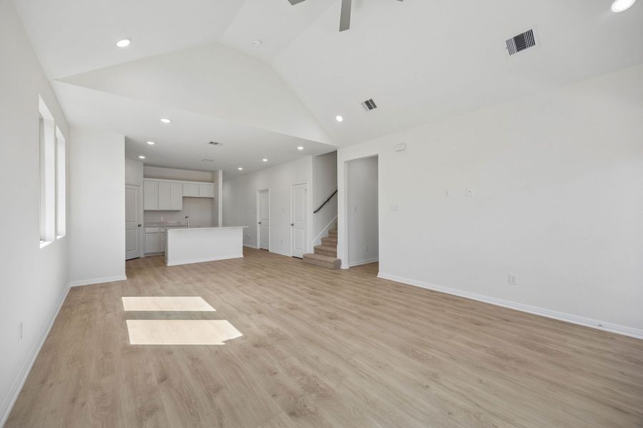 Spacious, unfurnished interior of a new home in Riviera Pines, Huffman (Image 18). Spacious, unfurnished interior of a new home in Riviera Pines, Huffman (Image 18).