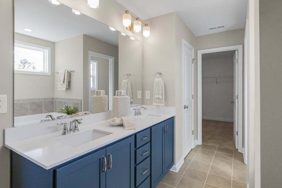 Representative furnished interior of a home built from the Aberdeen by Caviness & Cates Communities in Bartlett Manor, Youngsville (Image 50).