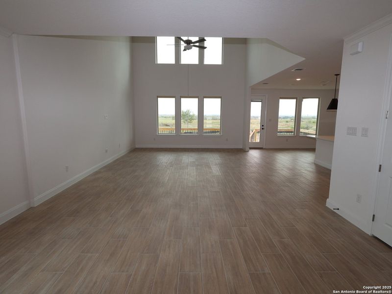 Spacious, unfurnished interior of a new home in Preserve at Annabelle Ranch, San Antonio (Image 24).