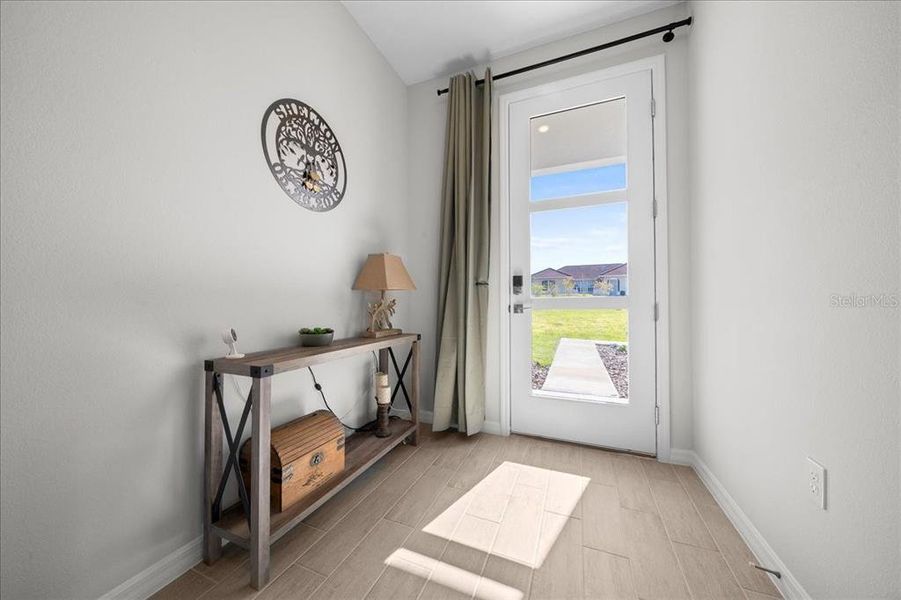 Furnished interior view inside a new home in Ocala, Ocala (Image 9).