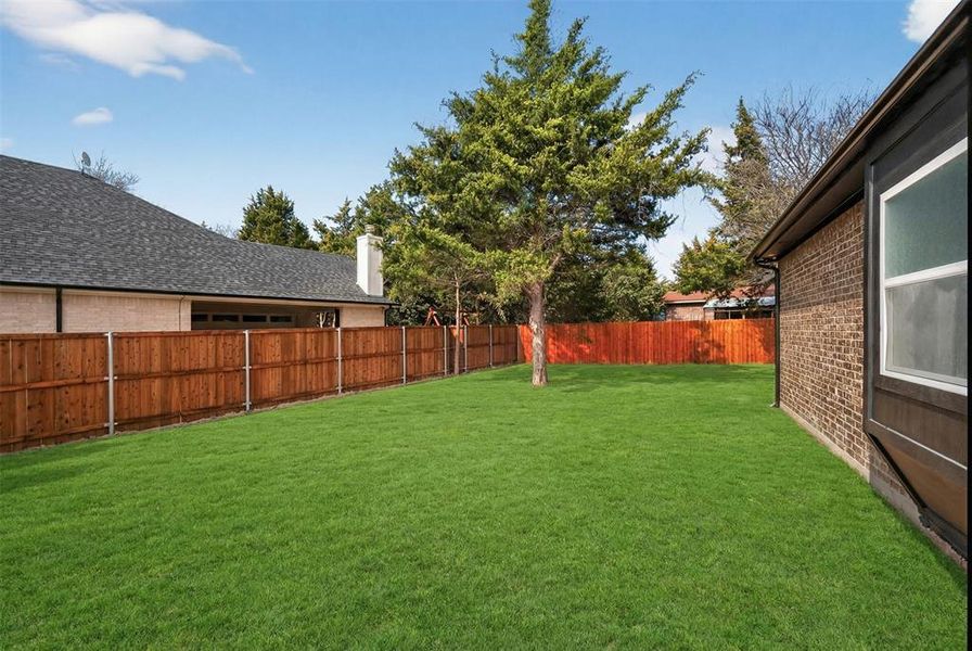 Exterior details and patio area of a home in , Glenn Heights (Image 24). Exterior details and patio area of a home in , Glenn Heights (Image 24).