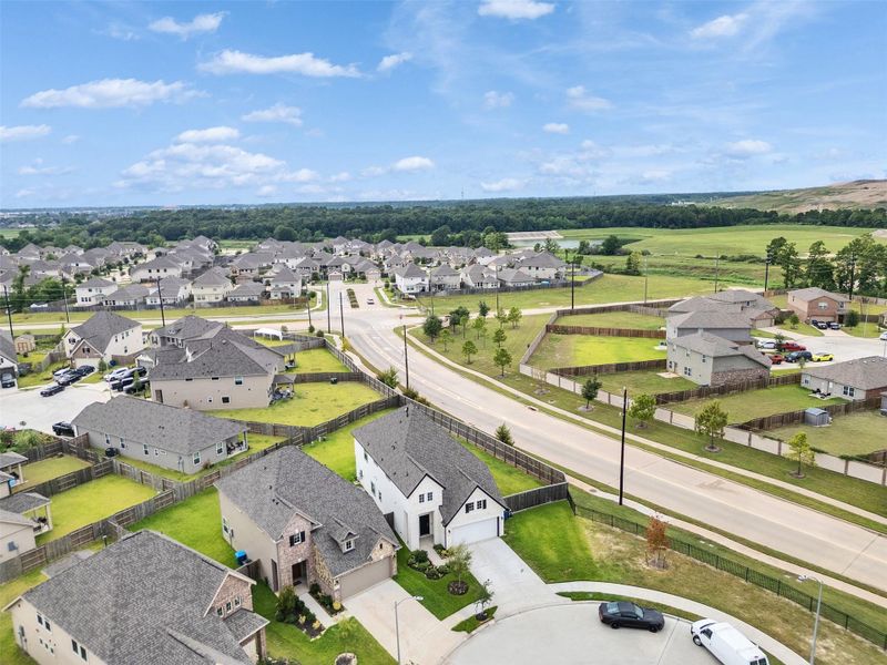 Image 30 of a home in Park Lakes East.