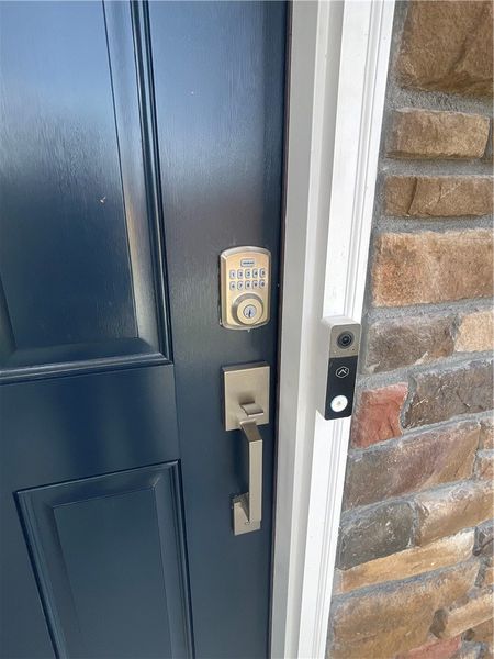 Image 43 of a home in Springwood Grove.