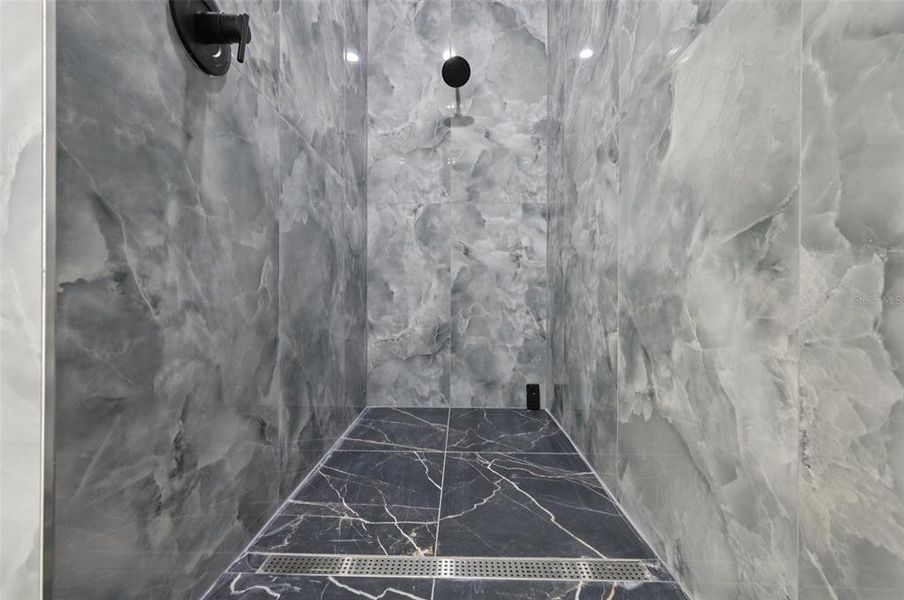 Image 34 of a home in .