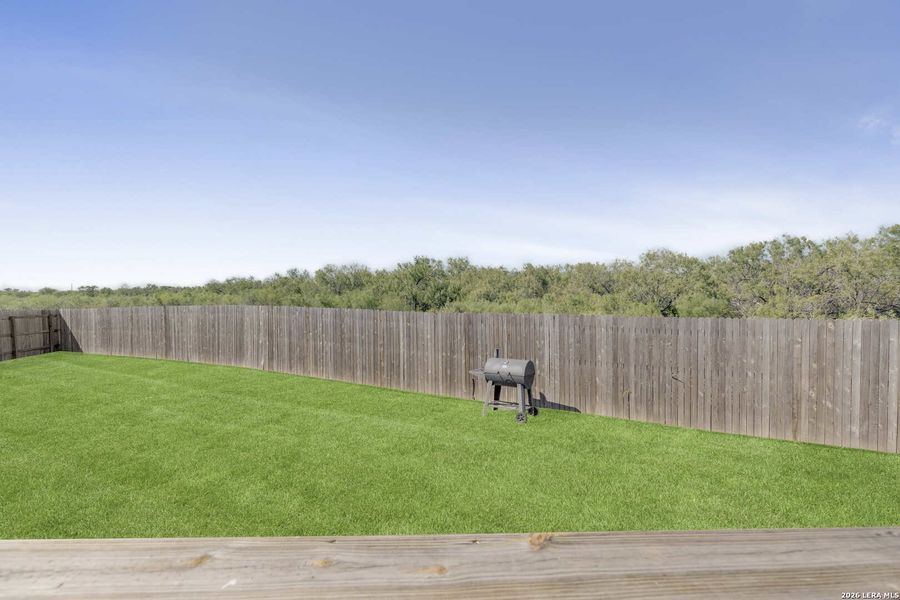 Exterior details and patio area of a home in Mission del Lago, San Antonio (Image 26).
