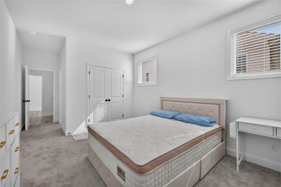 Furnished interior view inside a new home in Bailey Fence, Dacula (Image 7).