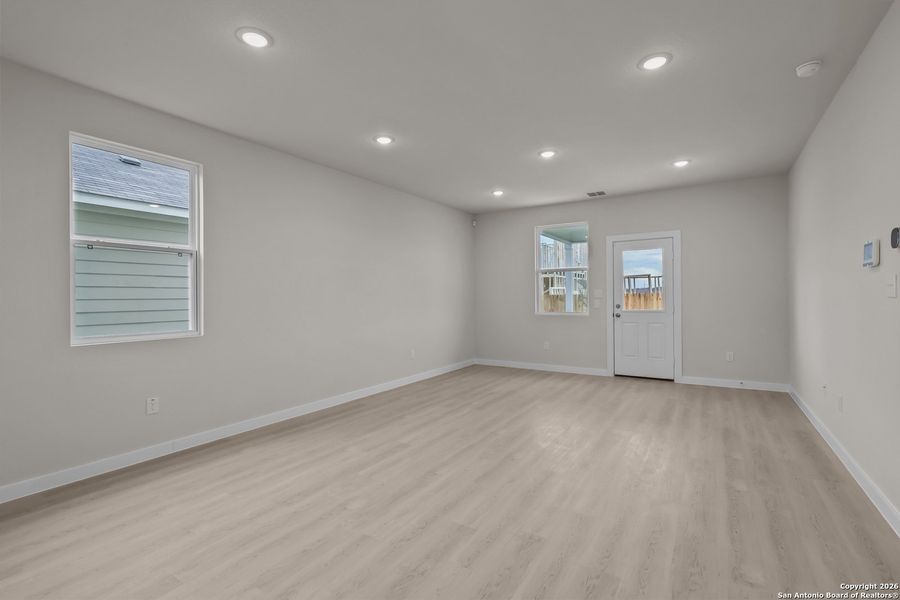 Spacious, unfurnished interior of a new home in Summerlin, San Antonio (Image 32). Spacious, unfurnished interior of a new home in Summerlin, San Antonio (Image 32).