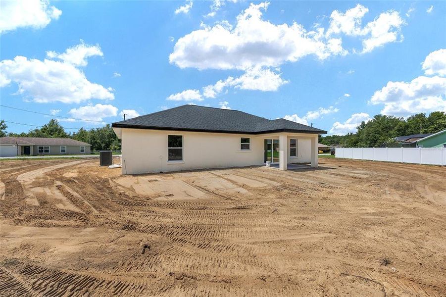 Front exterior of a new home in , Ocala, FL, highlighting curb appeal (Image 27). Front exterior of a new home in , Ocala, FL, highlighting curb appeal (Image 27).