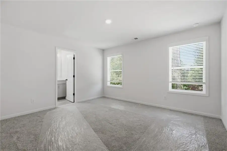 Spacious, unfurnished interior of a new home in , Mableton (Image 34).