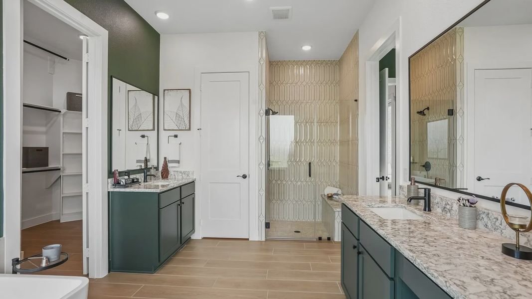 Representative furnished interior of a home built from the Sydney by Chesmar Homes in Westland Ranch, League City (Image 44).