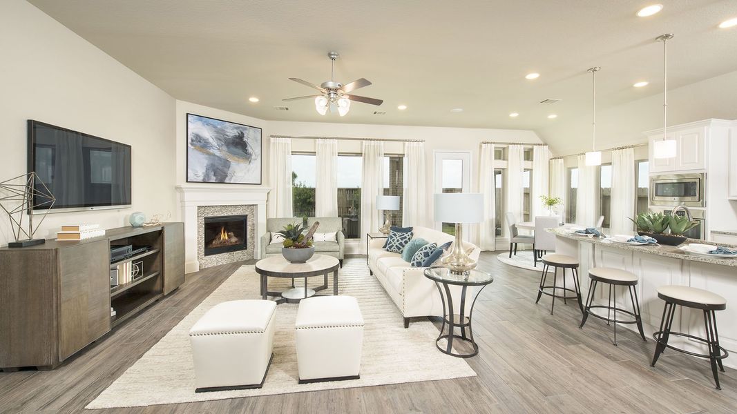 Representative furnished interior of a home built from the 2935W by Perry Homes in Meridiana, Rosharon (Image 12).