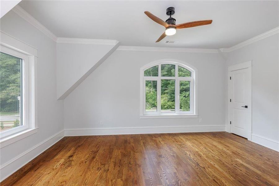 Spacious, unfurnished interior of a new home in , Roswell (Image 57).