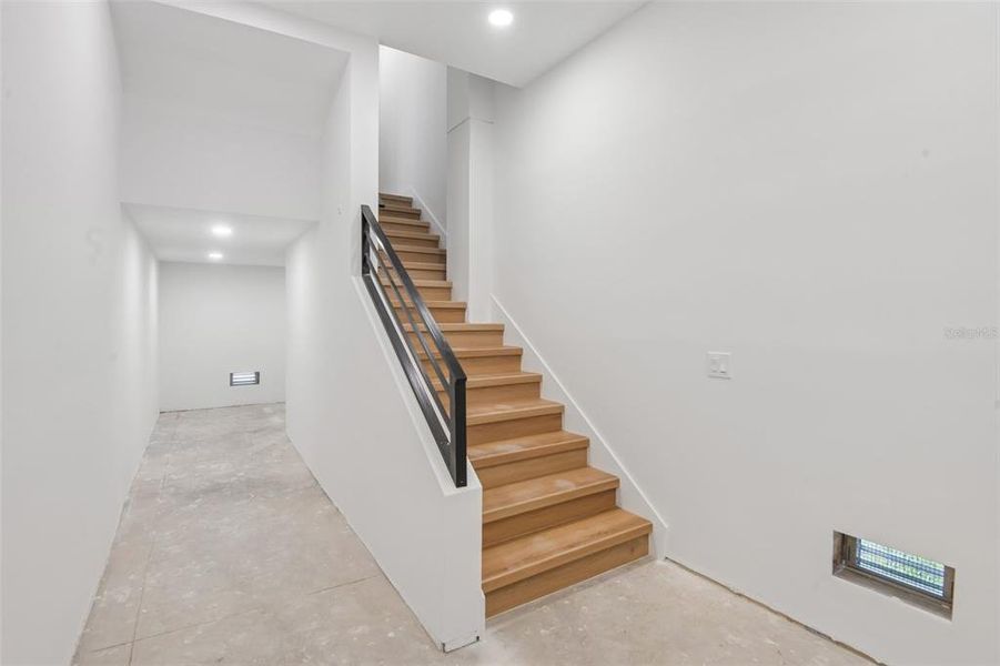 Spacious, unfurnished interior of a new home in , Tarpon Springs (Image 57). Spacious, unfurnished interior of a new home in , Tarpon Springs (Image 57).