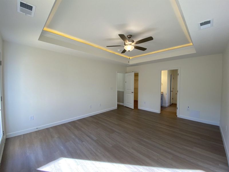 Spacious, unfurnished interior of a new home in Ballentine Ridge, Lyman (Image 27).