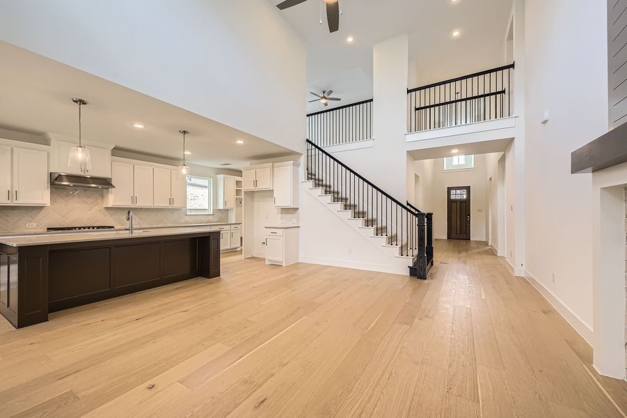 Plan 1563 Living Room/Kitchen Representative Photo
