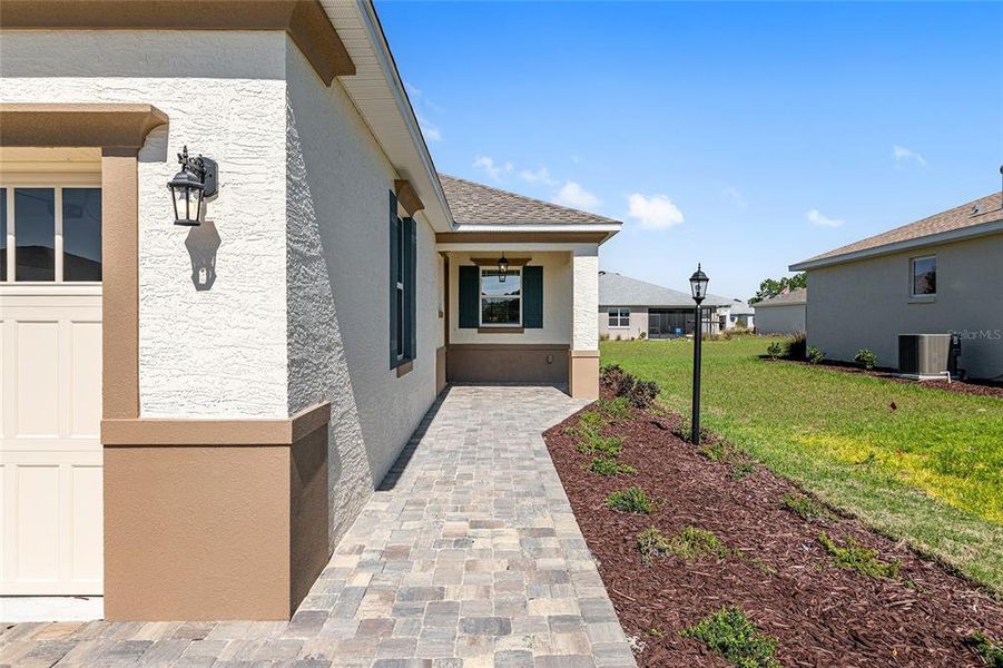 Exterior details and patio area of a home in , Ocala (Image 26).