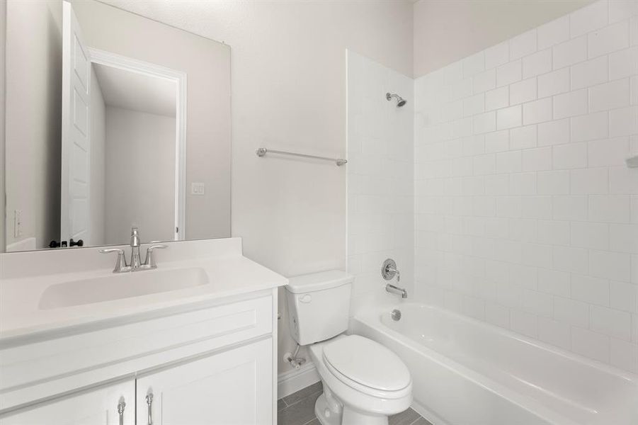 06. 3131 Fisher - 2ND Bath