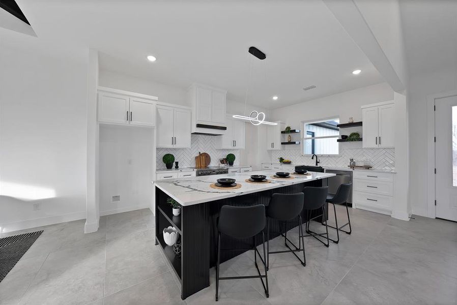 Furnished interior view inside a new home in , Celeste (Image 15).