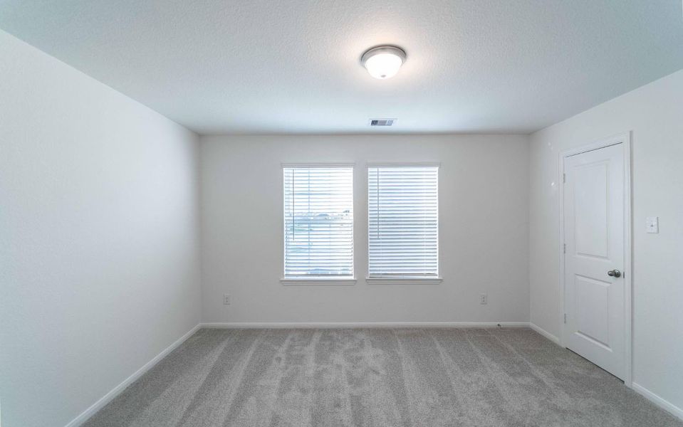 Image 8 of a home in Lago Mar.
