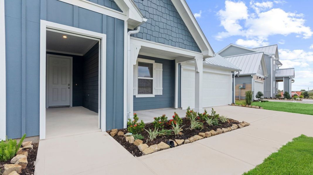 Representative exterior details of a home built from the GARLAND by D.R. Horton in Grand Cay Harbour, Texas City (Image 2). Representative exterior details of a home built from the GARLAND by D.R. Horton in Grand Cay Harbour, Texas City (Image 2).