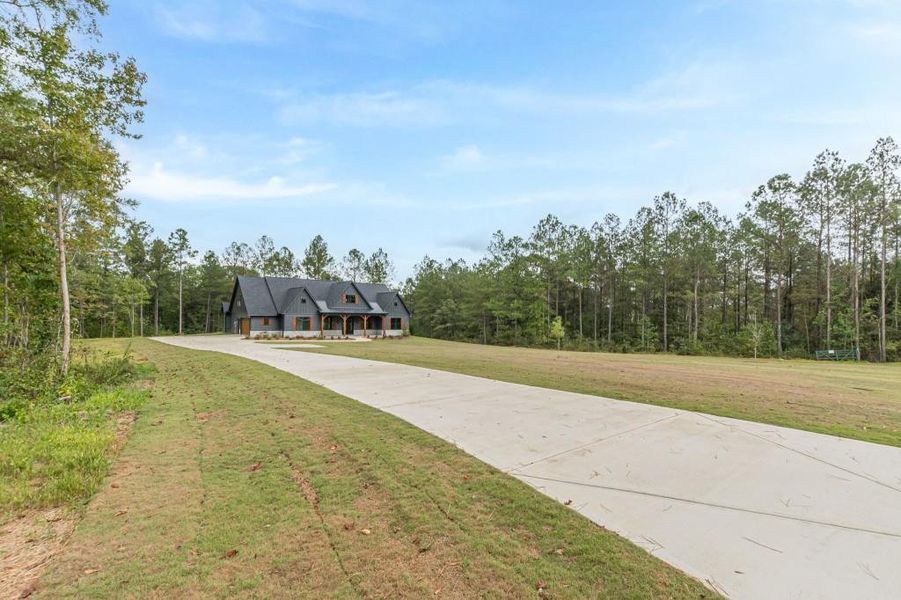 Image 63 of a home in .