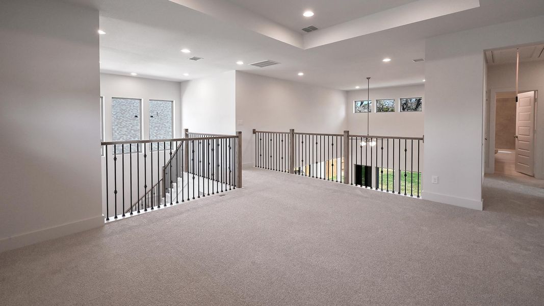 Spacious, unfurnished interior of a new home in 6 Creeks, Kyle (Image 18).