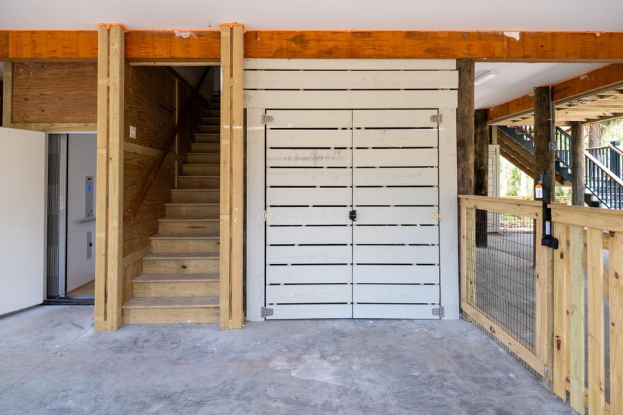 Exterior details and patio area of a home in , Edisto Island (Image 31). Exterior details and patio area of a home in , Edisto Island (Image 31).