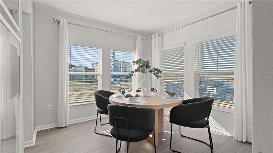 Furnished interior view inside a new home in , Orlando (Image 8).