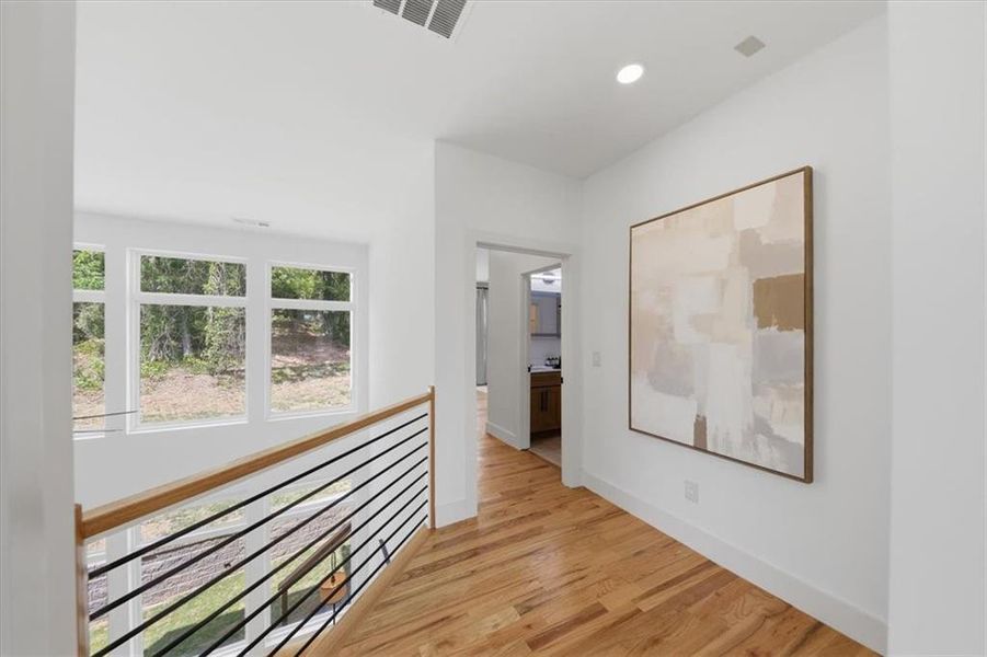 Spacious, unfurnished interior of a new home in , Atlanta (Image 25).