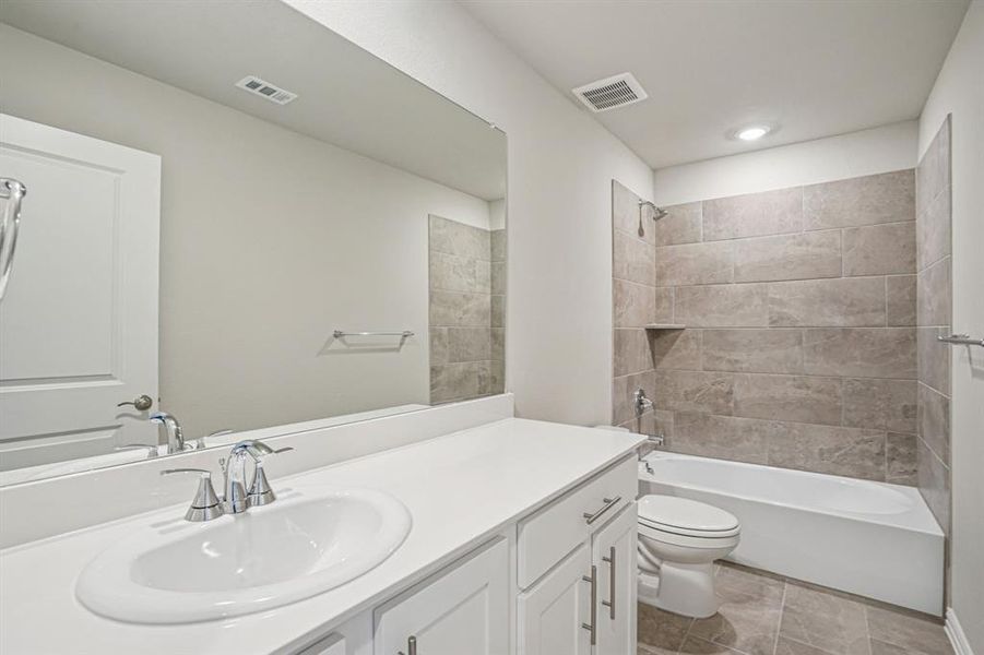 Furnished interior view inside a new home in Windmore, Princeton (Image 10). Furnished interior view inside a new home in Windmore, Princeton (Image 10).