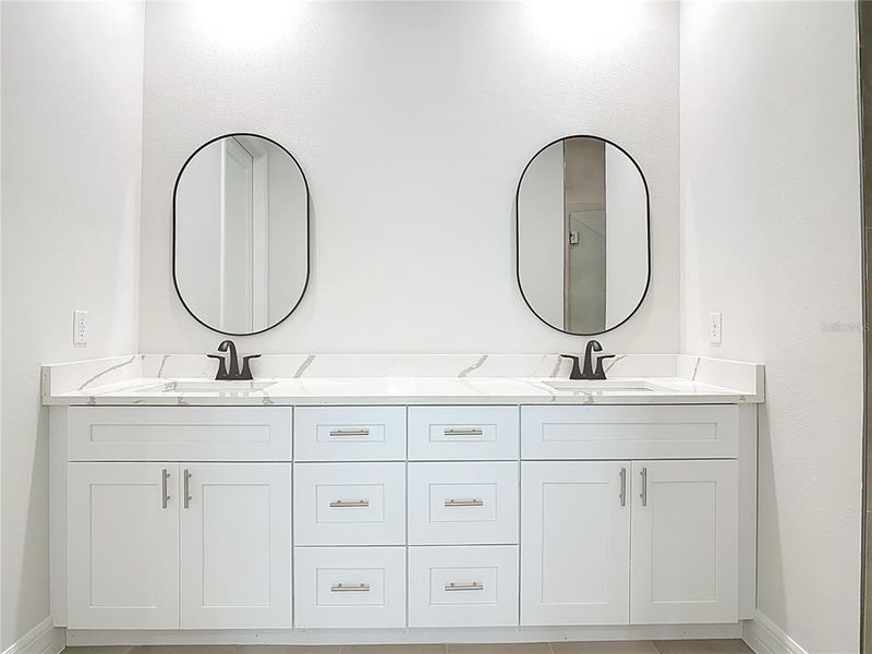 Furnished interior view inside a new home in , Eustis (Image 8).