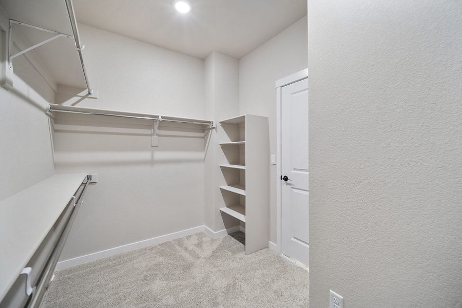 Spacious, unfurnished interior of a new home in The Glen, Colorado Springs (Image 31). Spacious, unfurnished interior of a new home in The Glen, Colorado Springs (Image 31).