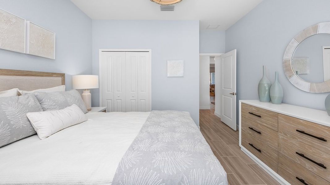 2444 Palmetto Bed2 2of2 Base3