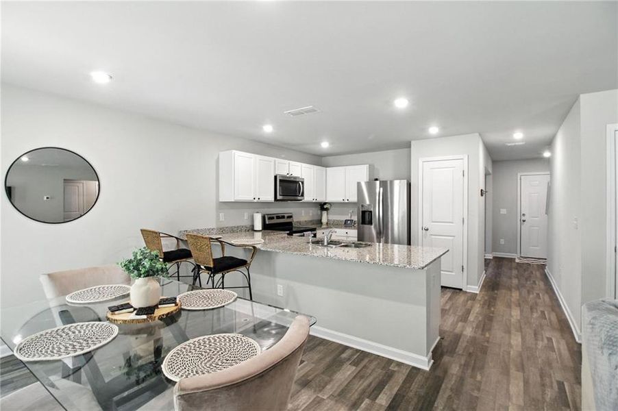 Furnished interior view inside a new home in , Dallas (Image 5).