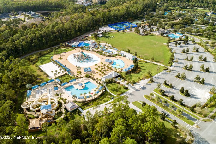 Image 46 of a home in Del Webb Nocatee.